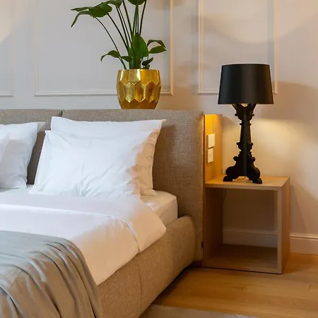 Apartment Golden Gate Luxury - Unique Unesco Location
