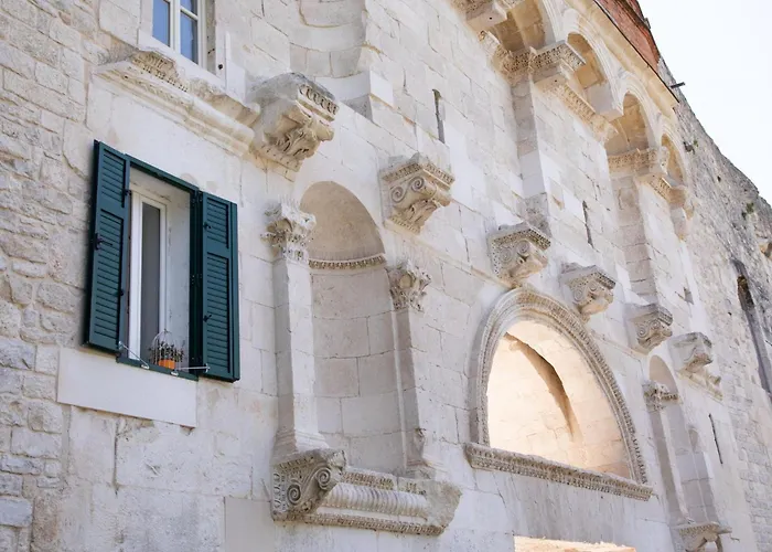 Golden Gate Luxury - Unique Unesco Location Apartman Split