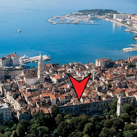 Golden Gate Luxury - Unique Unesco Location Сплит